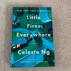 💫 2 for 20 💫Little Fires Everywhere